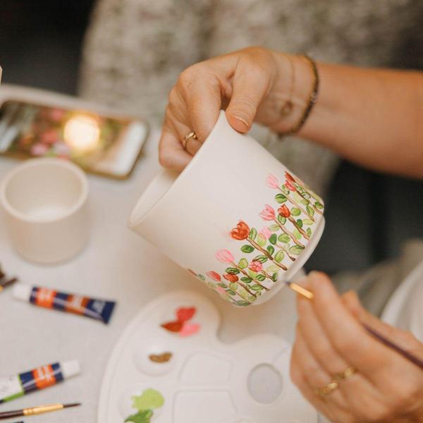 Kolibri Creatives | Verfpakket voor het schilderen van 12 bloempotten + succulenten | voor minimaal 4 personen | Ware kunstenaar  BotanicBridge